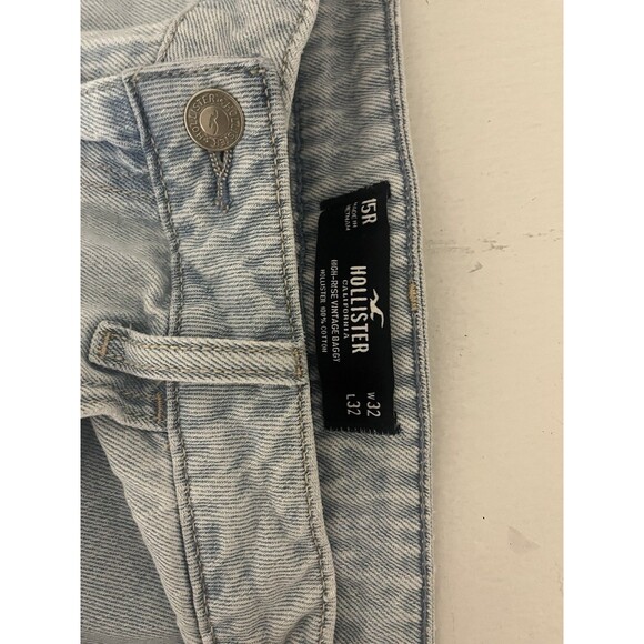 Hollister W32 L32 15R Distressed Light Wash Jeans With Heart Shaped Holes - Picture 2 of 3